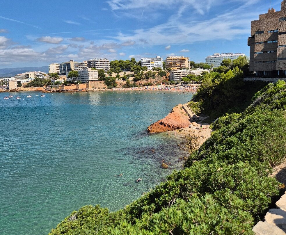 Cami de Ronda-萨洛必去景点