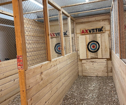 Axvetik Helvetic Axe Throwing-日内瓦必去景点