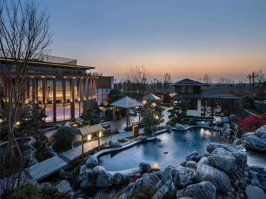 成都海泉湾美憬阁索菲特酒店主图