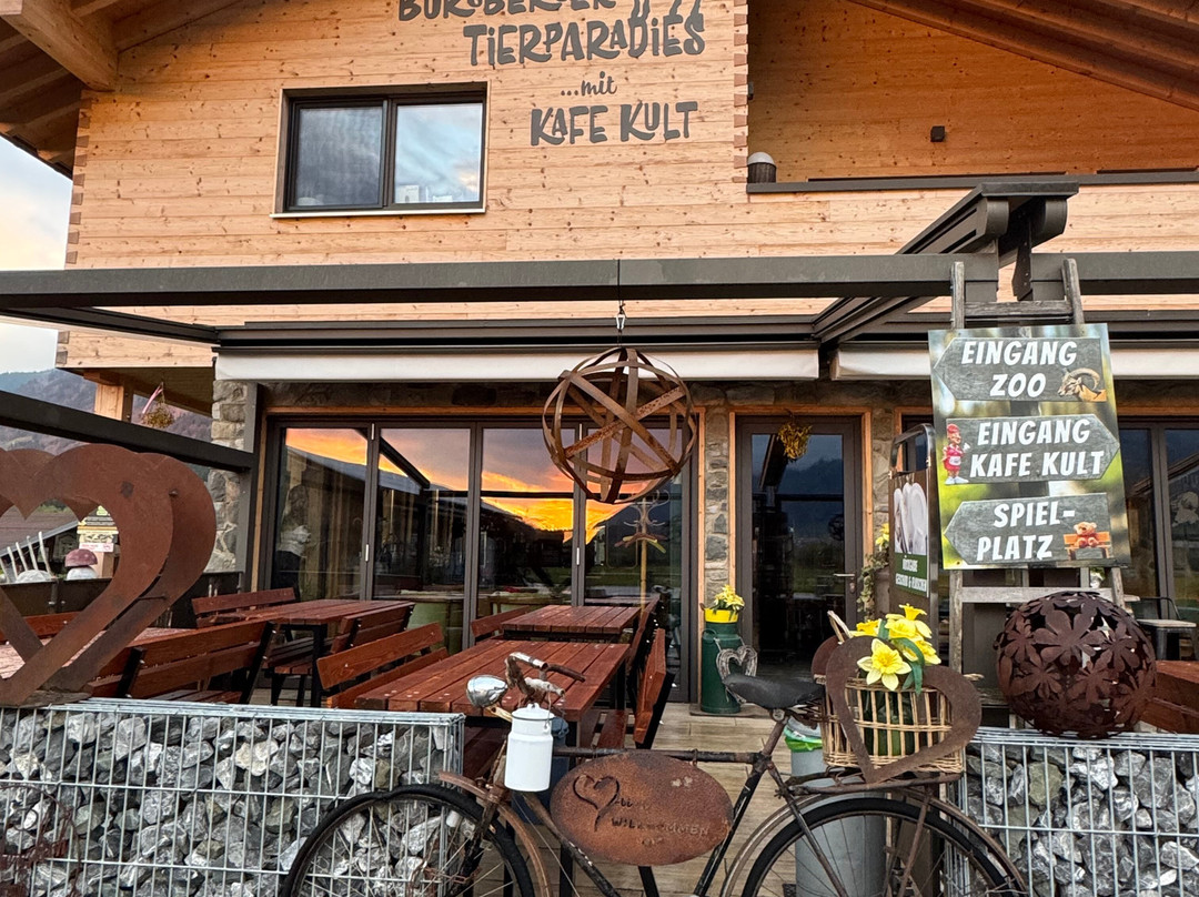 Burgberger Tierparadies mit Kafe Kult-Burgberg im Allgaeu必去景点