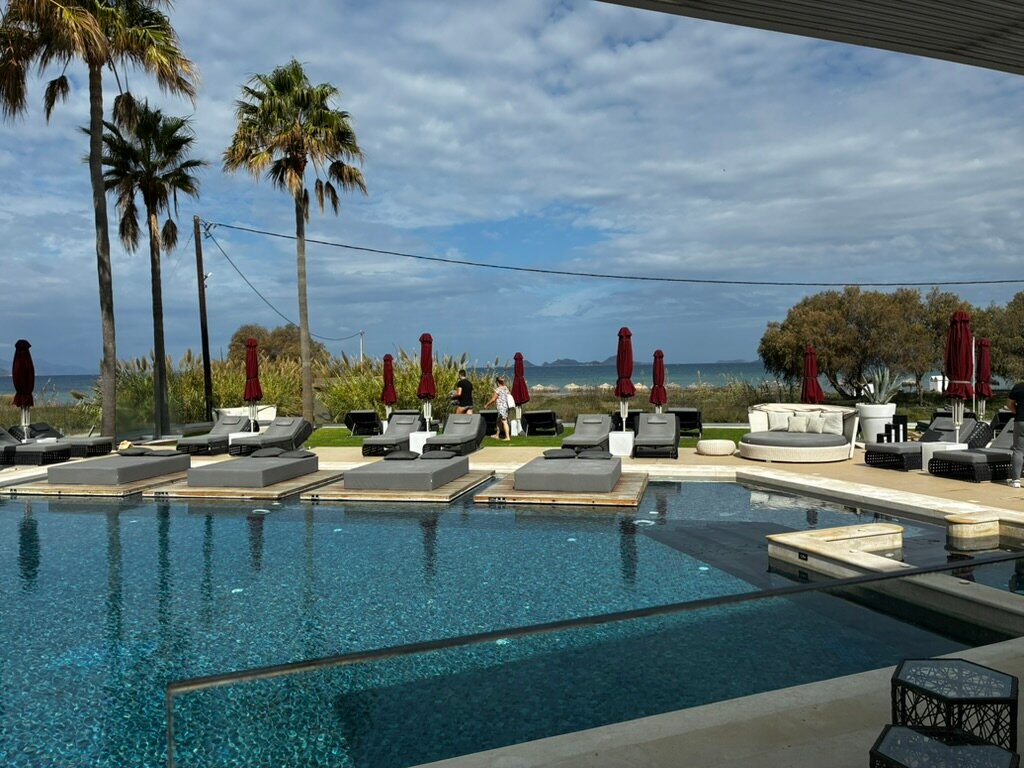 阿伽布鲁温泉精品酒店-泳池