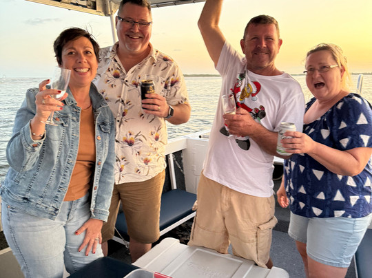 Fish Moreton-Sandstone Point必去景点