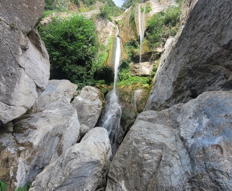 Cascade de l'Ucelluline-San-Nicolao必去景点