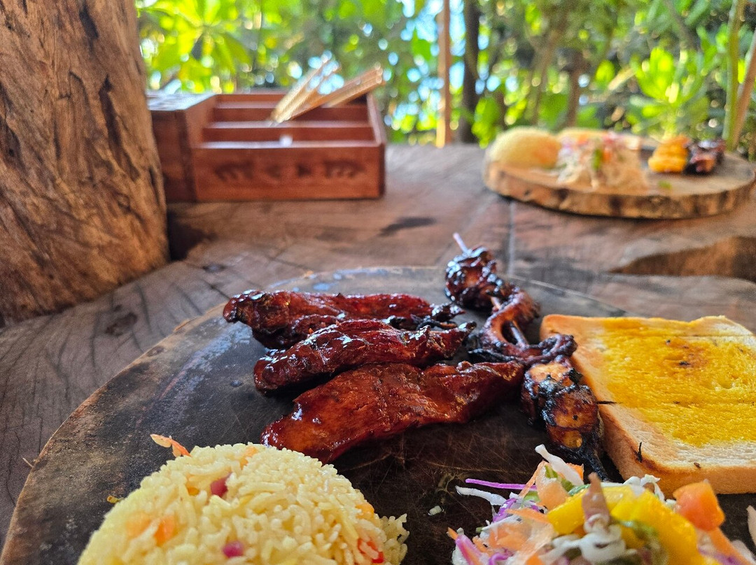 Natural Bar and Grill