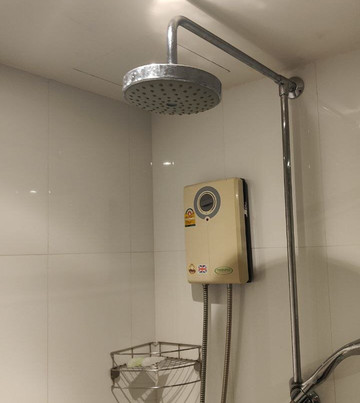 普吉岛安达海滨酒店主图