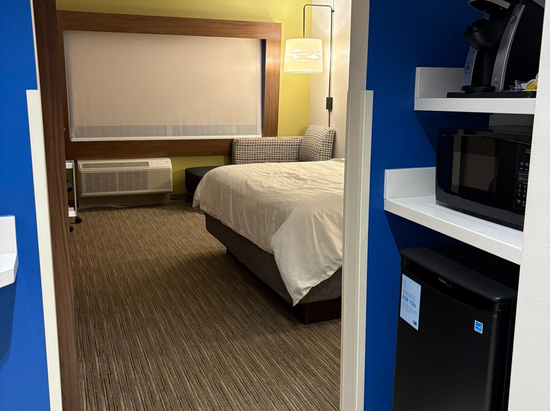 Holiday Inn Express & Suites Asheboro By IHG主图