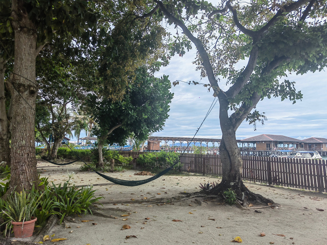 仙本那马布岛潜水度假村主图