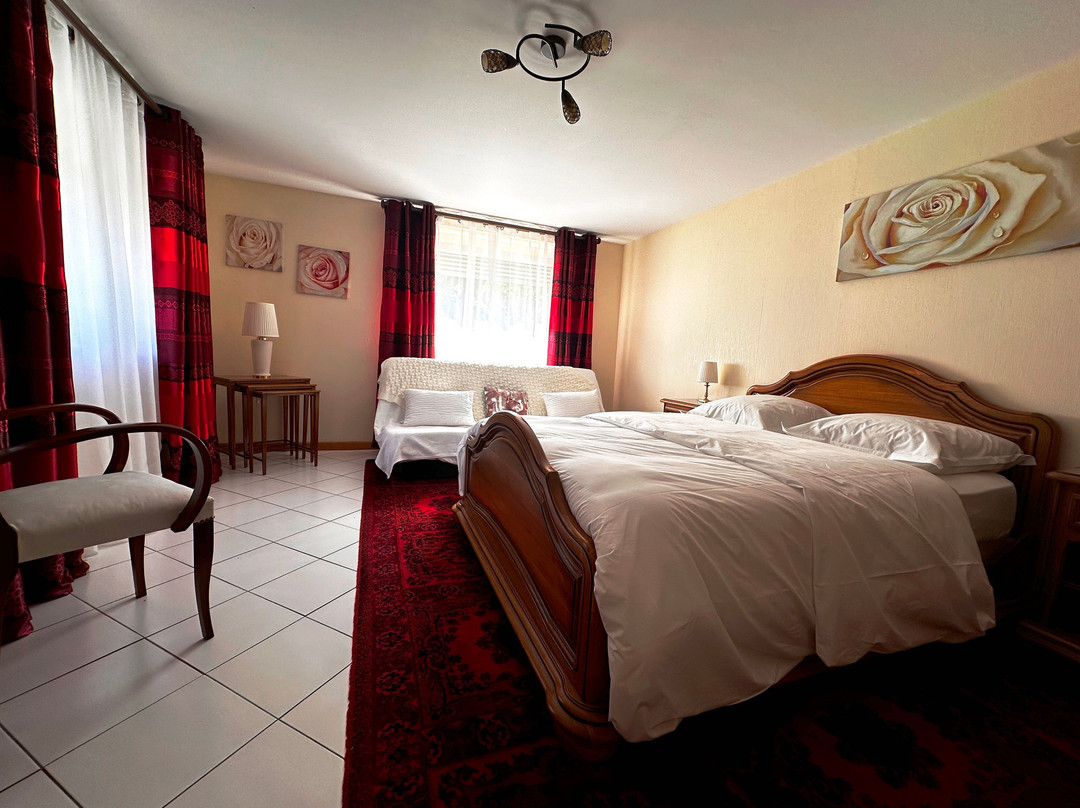 La Petite Source主图