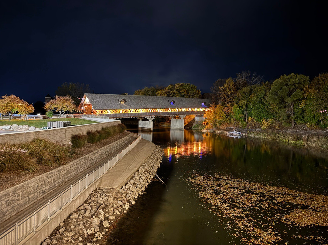 Bavarian Inn Holz Brucke Covered Bridge-弗兰肯默斯必去景点