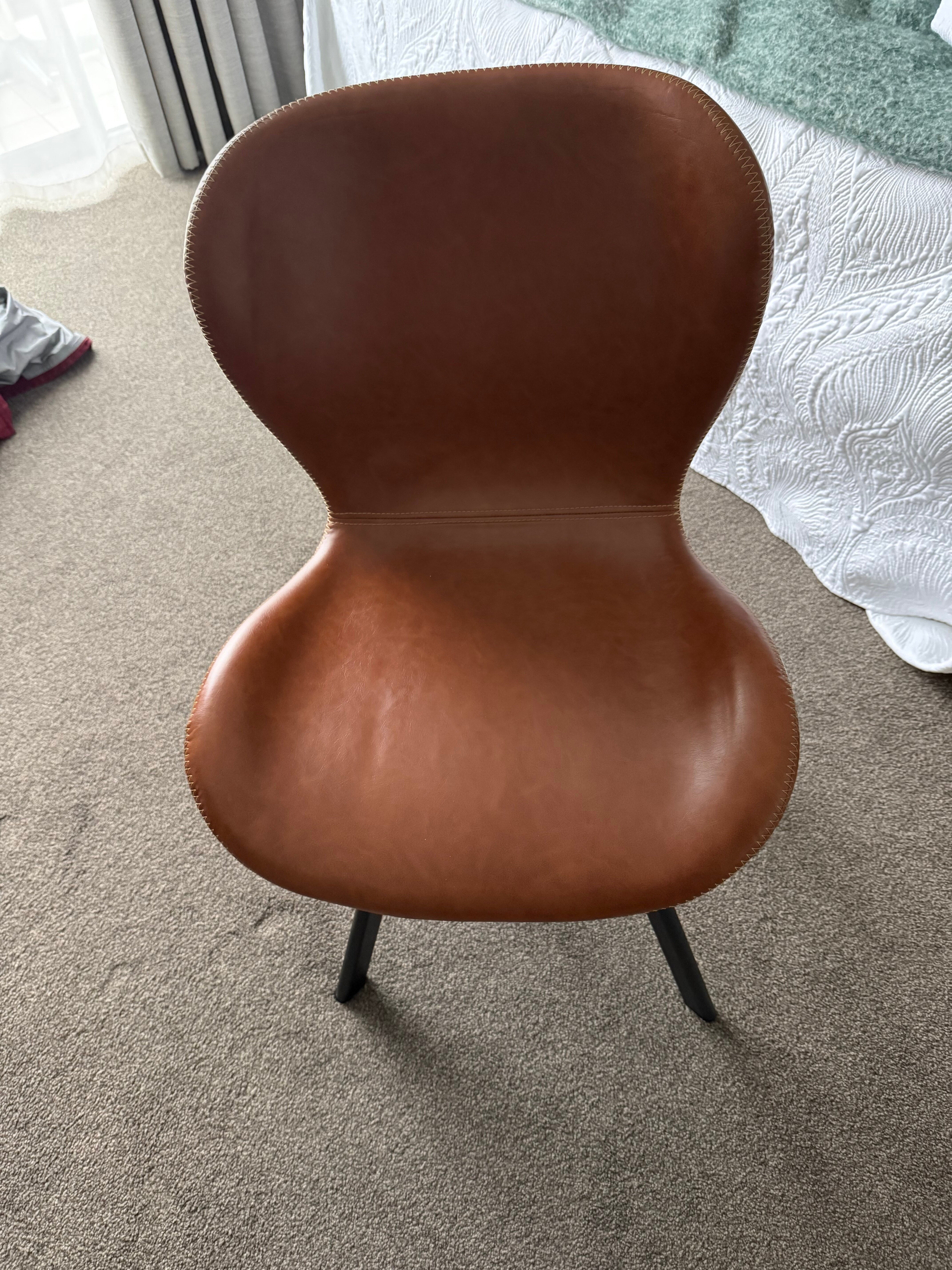 广场汽车旅馆-客卧