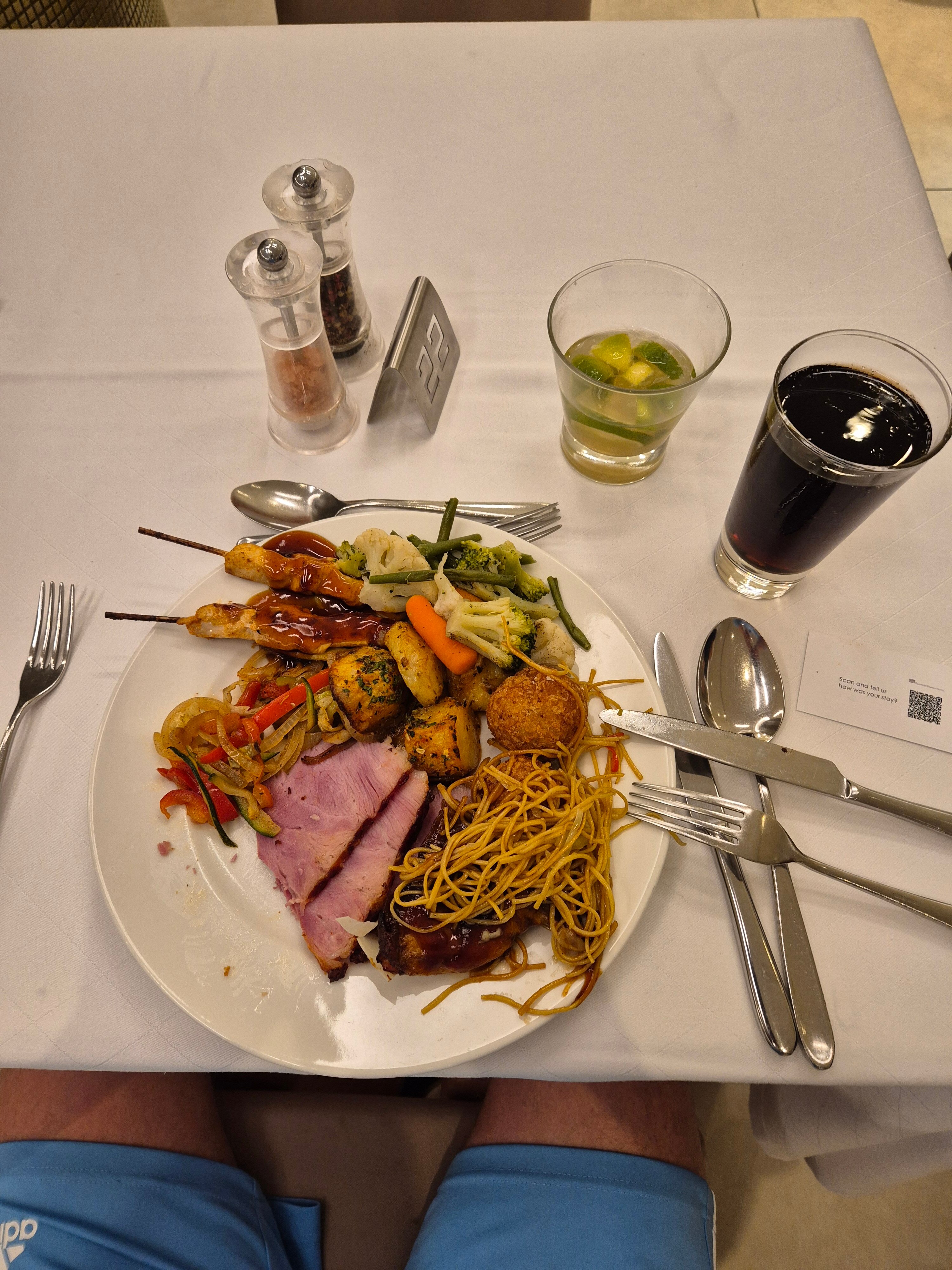 Sunrise Beach Hotel-官方