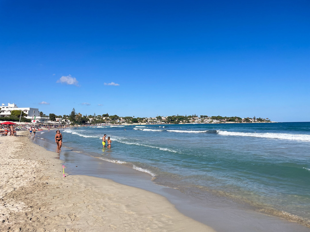 Spiaggia Fontane Bianche-Fontane Bianche必去景点