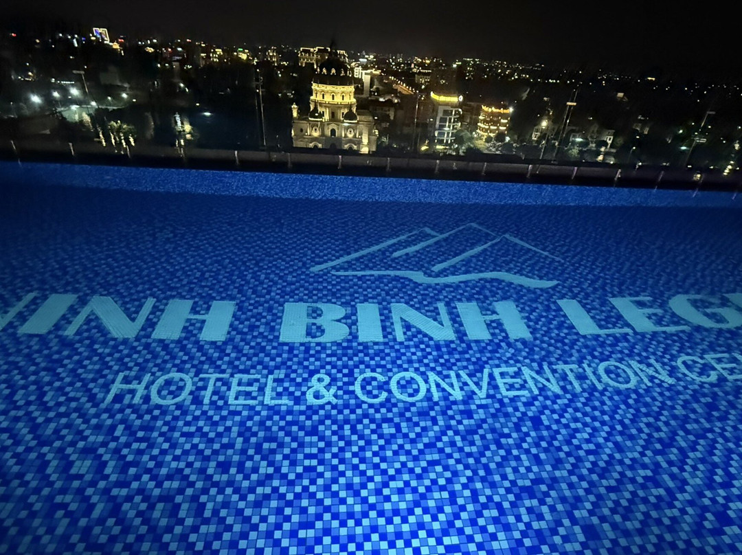 宁平传奇酒店主图