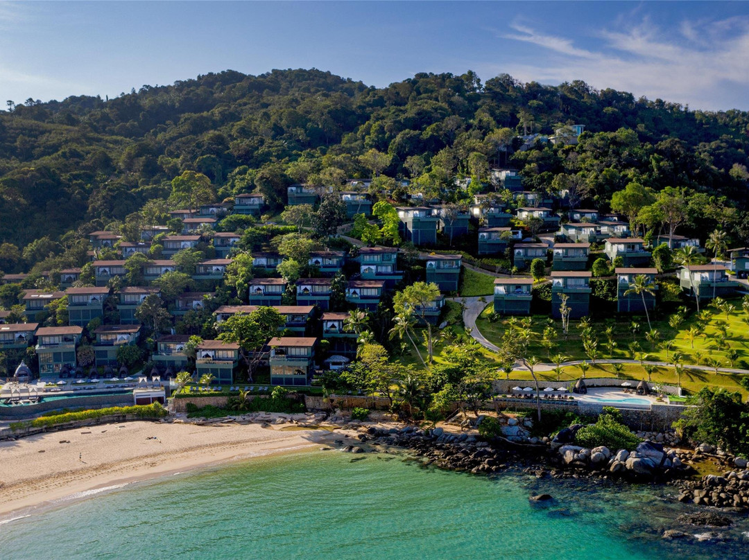 卡他泰尼海滨度假村