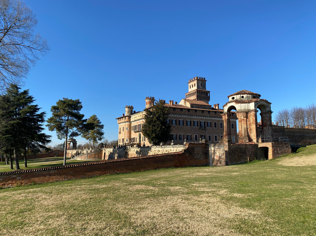 Castello Di Chignolo Po-Chignolo Po必去景点
