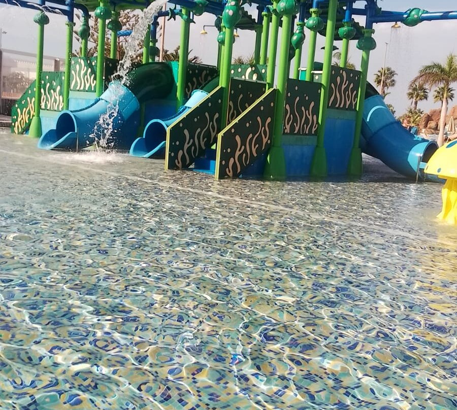 Aqualava Waterpark-布兰卡滩必去景点