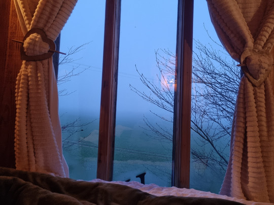 雷福奇酒店主图