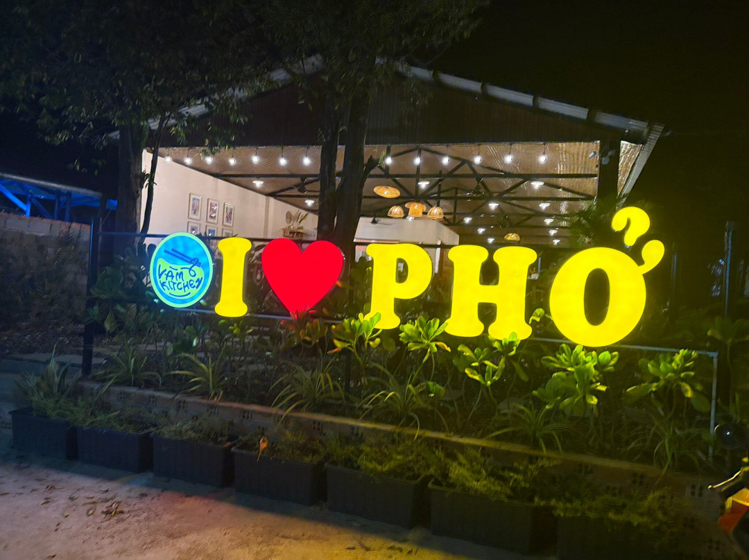 VAM Kitchen - I Love Phở