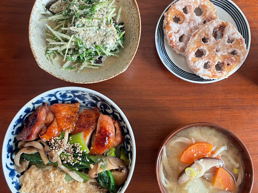 Comburger Cooking Japanese Home Meal with Sato-Shinjuku 3 Chome必去景点