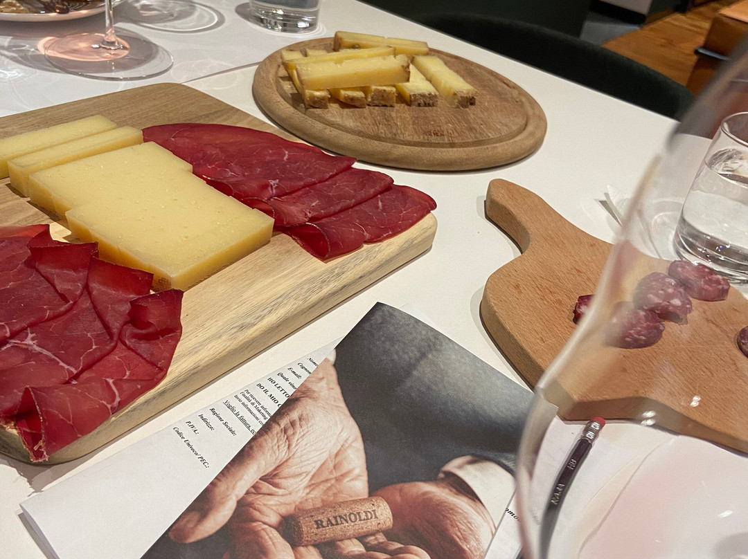 Cantina Aldo Rainoldi-Chiuro必去景点