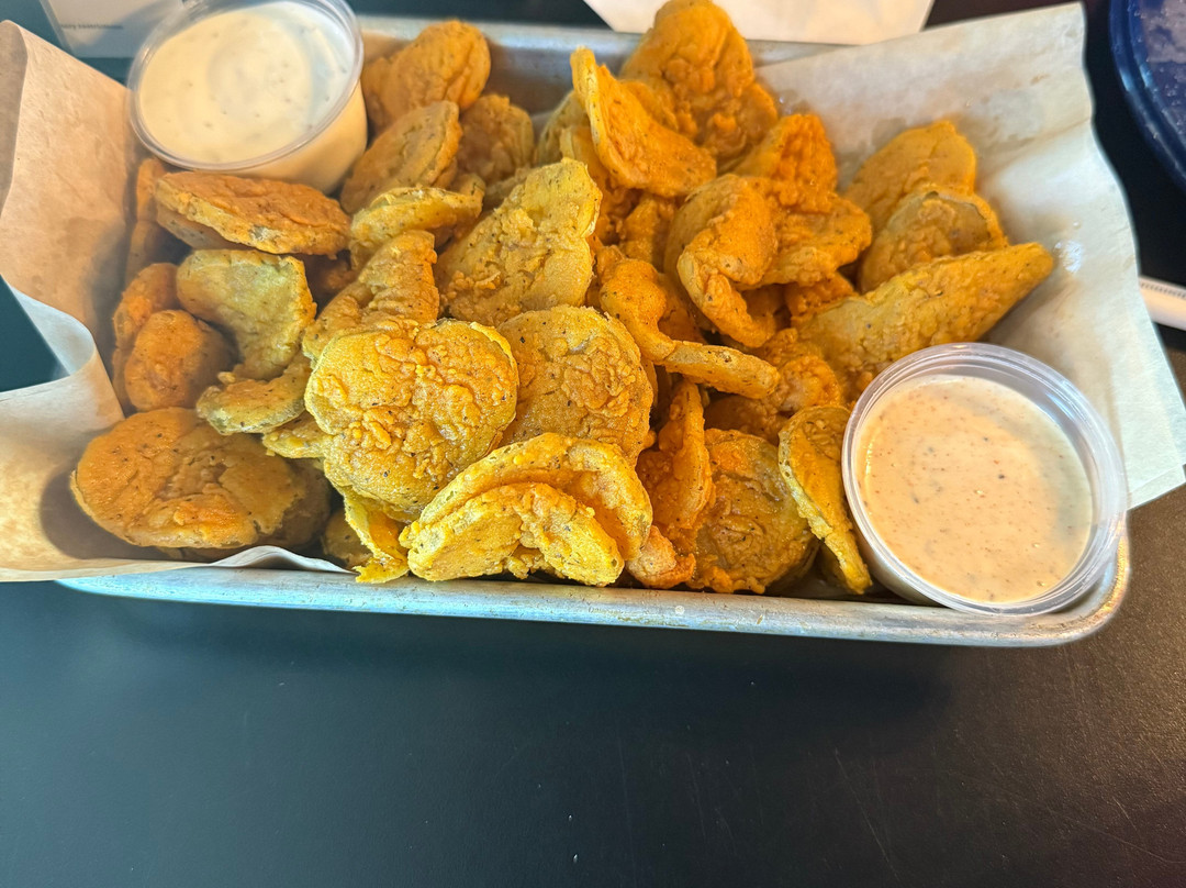 Low And Slow Smokehouse