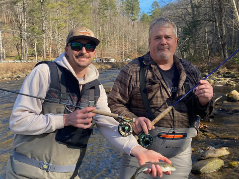 Rivers Edge Outfitters-切罗基必去景点