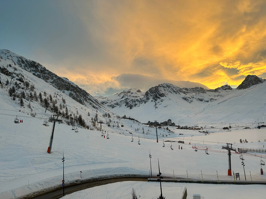 Hotel VoulezVous By Les Etincelles主图