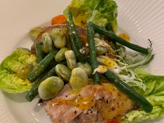 The White Hart主图