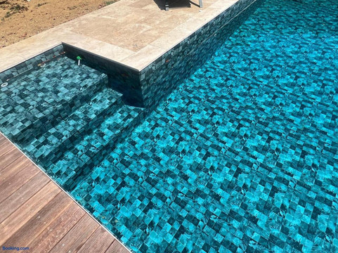 Cubzac-Les-Ponts酒店住宿-Domaine Du Chauvet