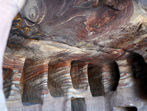 The Royal Tombs-佩特拉必去景点