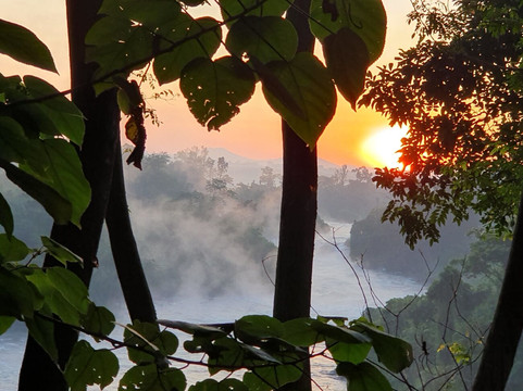 Adrift-金贾必去景点