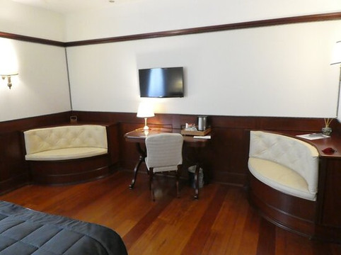 布奇托罗酒店主图