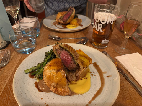 塔尔博特旅馆主图