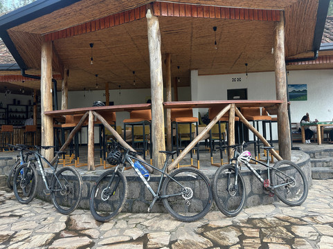 Lava Bike Tours-Ruhengeri必去景点