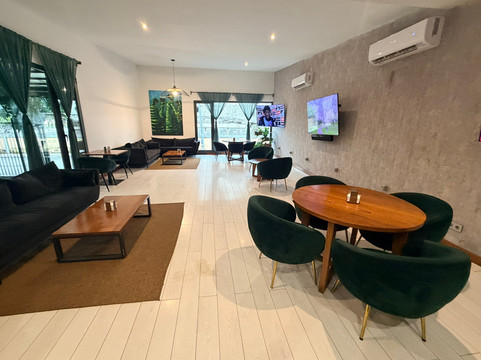 玛格诺套房酒店主图