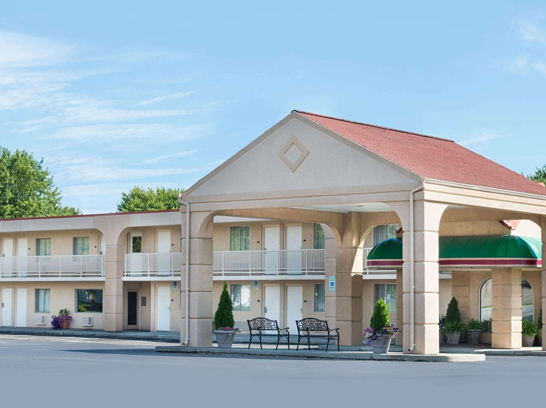 桑达斯基呗盟套房酒店