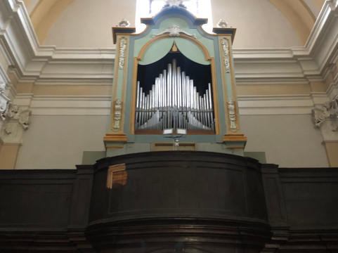 Chiesa di Santa Maria dei Servi-古比奥必去景点