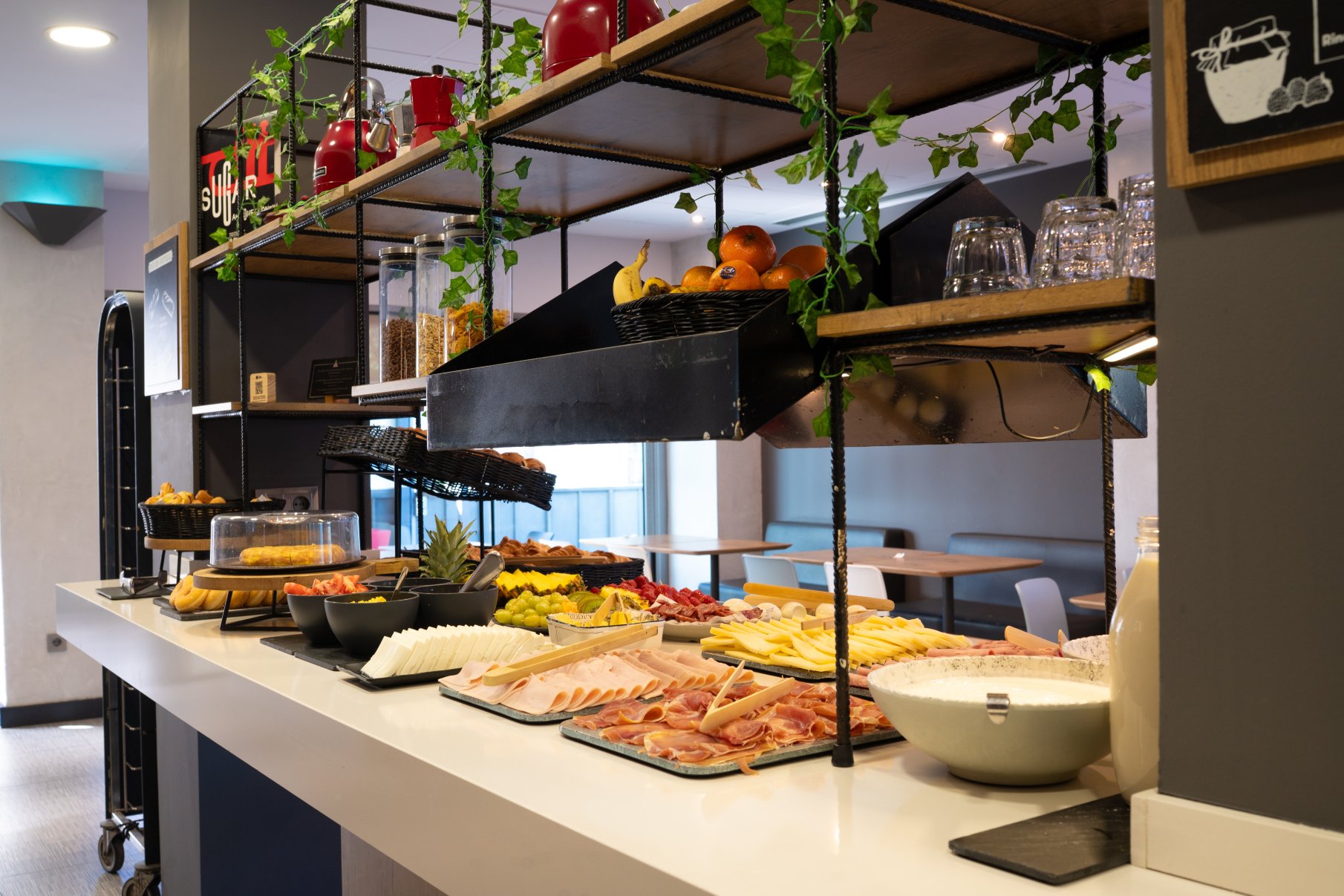 宜必思巴塞罗那格拉诺列尔斯蒙特梅洛酒店-餐饮