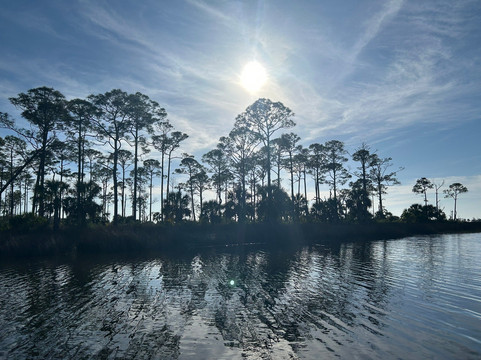 斯泰因哈奇河旅馆主图
