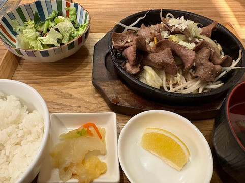 炙り牛たん万 イオンモール長久手店主图