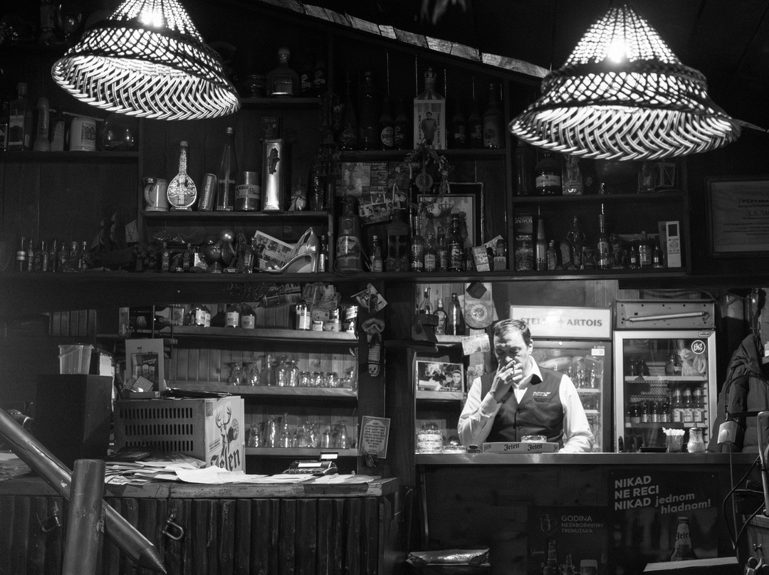 Šindra Kafana