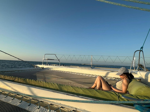 Flying Ginny Catamaran Charter-埃尔波韦尼尔必去景点