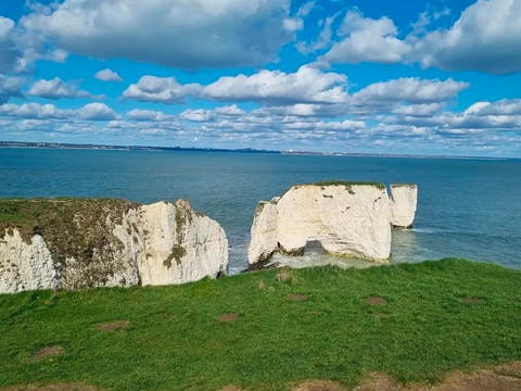 Old Harry Rocks-斯沃尼奇必去景点