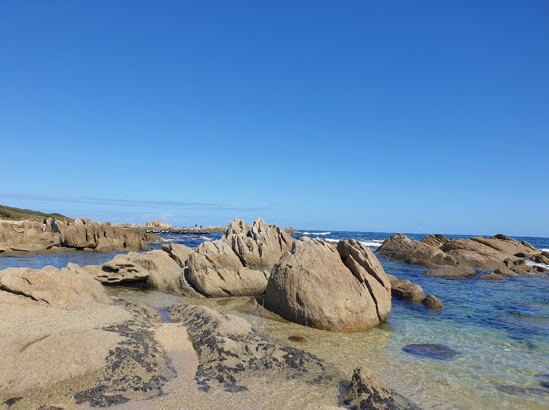 Salmon Rocks-康恩角必去景点
