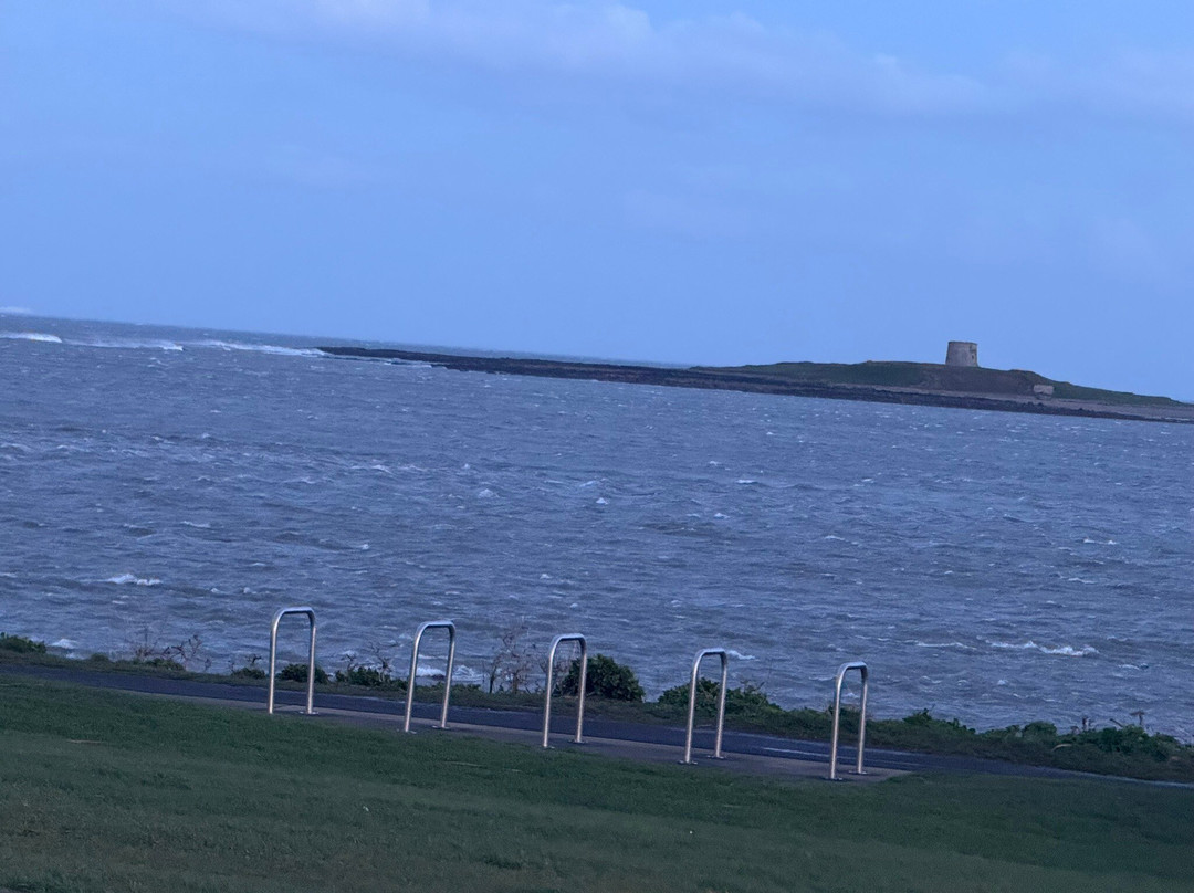 Skerries Tourist Walks-斯克列必去景点