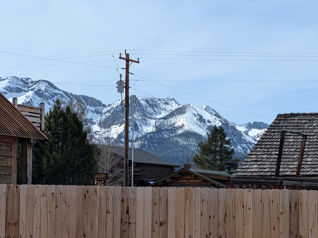 Stanley High Country Inn主图