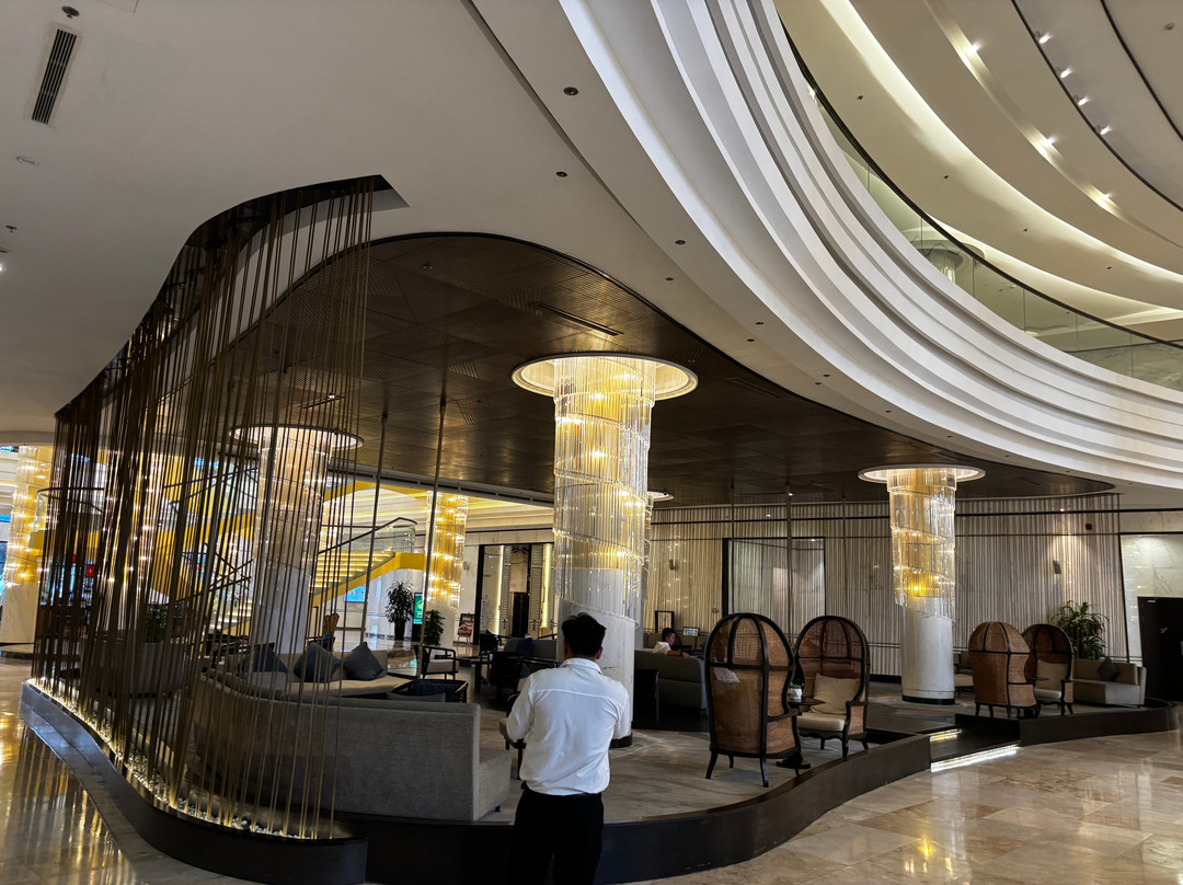 南会安温佩高尔夫度假酒店主图
