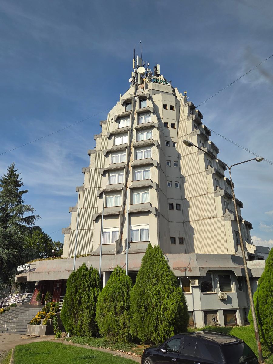 佩特鲁斯酒店-旅行者