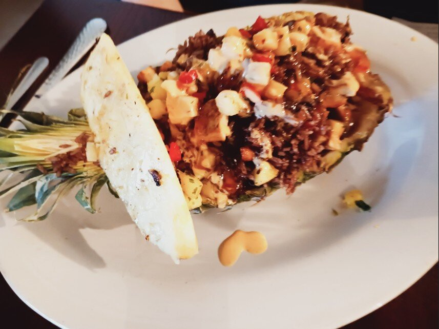 King Queen Caribbean Bar And Grill