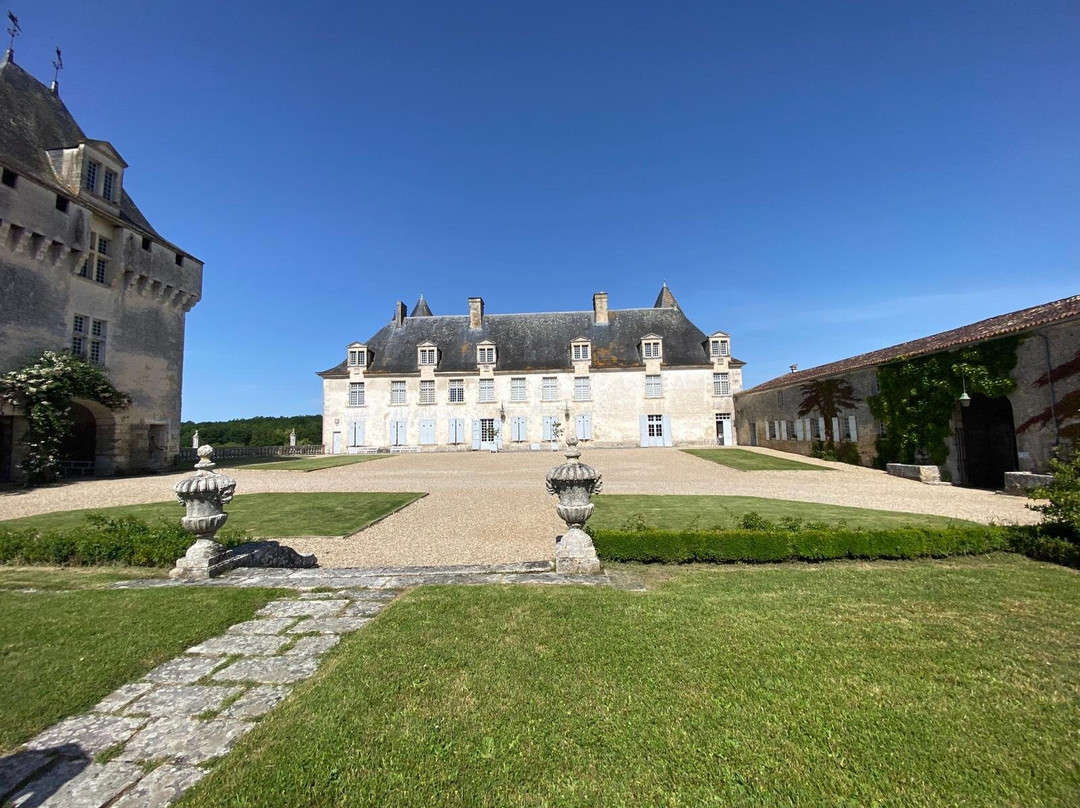 Château de La Roche Courbon-Saint Porchaire必去景点